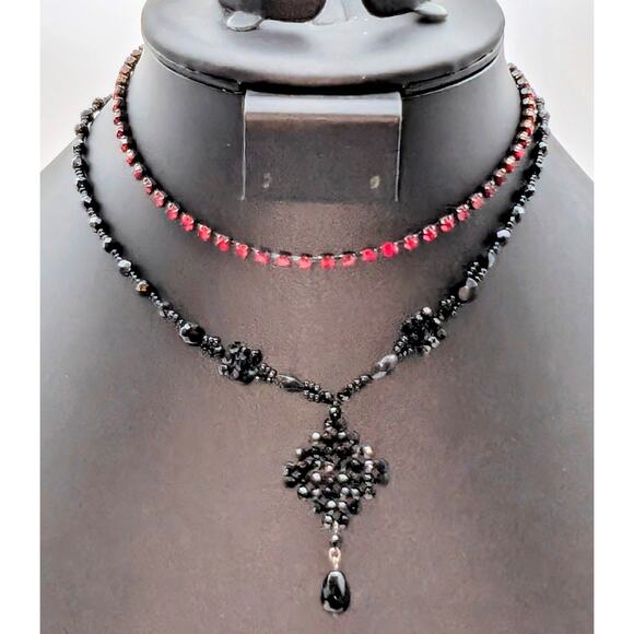 Vintage Lot of Two Black Crystal & Red Rhinestone Necklaces - Picture 6 of 6